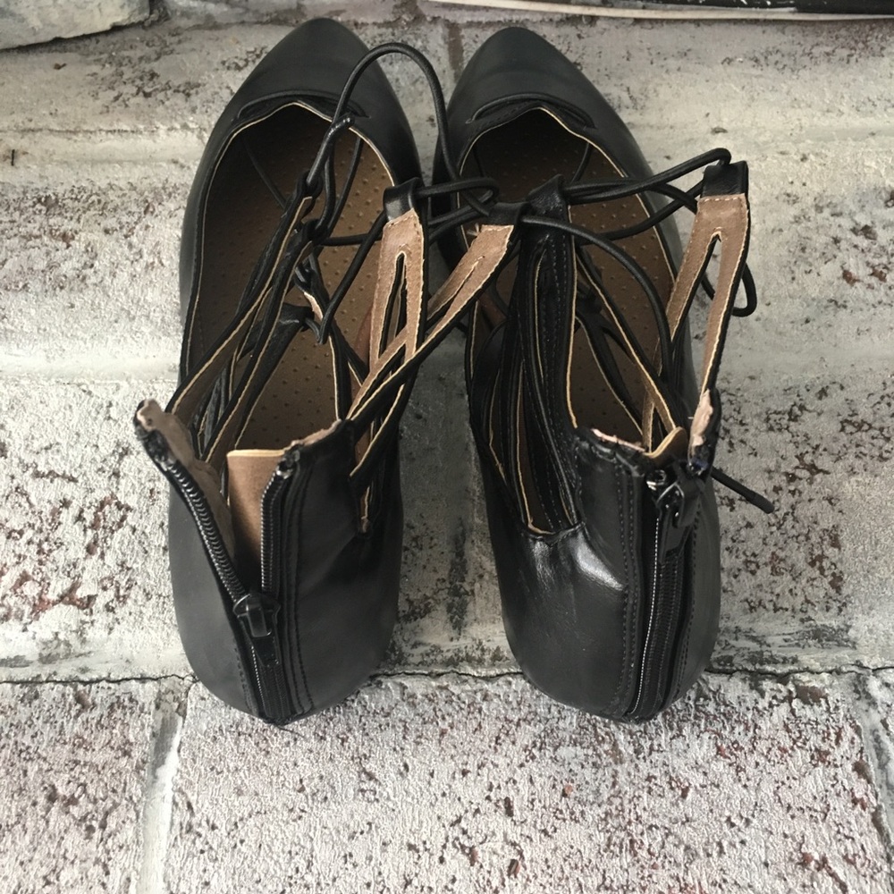 Black, Gladiator style flats - Picture 2 of 5